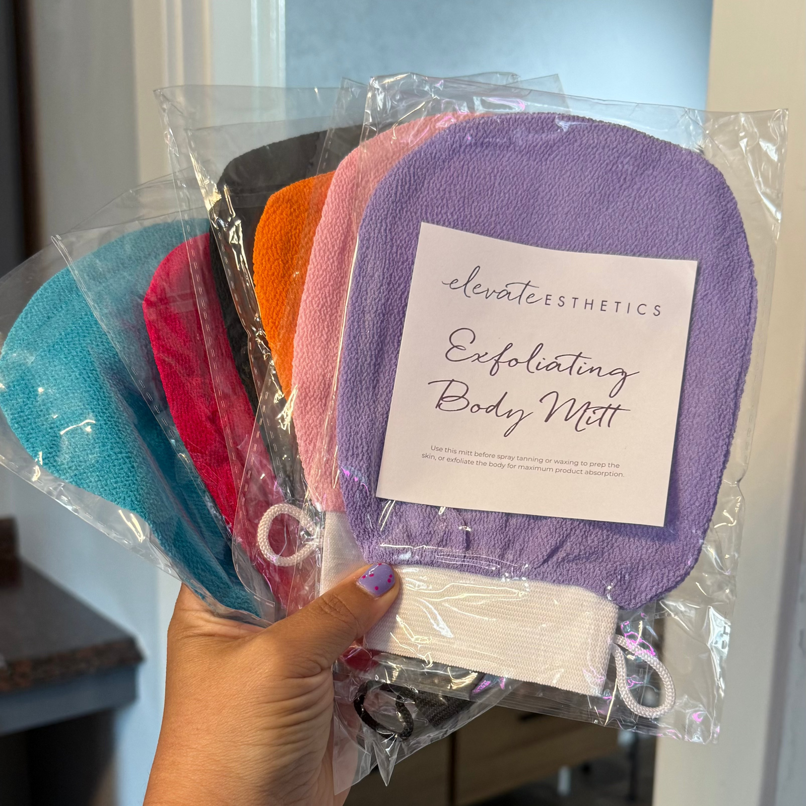 Elevate Esthetics Exfoliating  Body Mitt