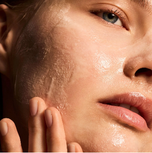 Warming Honey Cleanser